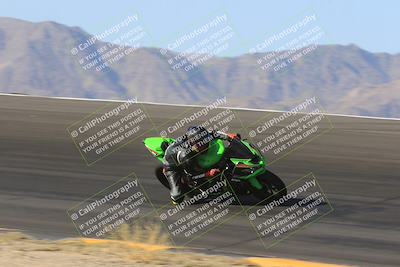 media/May-14-2023-SoCal Trackdays (Sun) [[024eb53b40]]/Bowl (815am)/